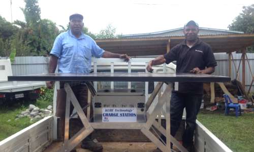 KUBE Technicians assisting in the delivery and set up of Charge Stations in the Chuave area